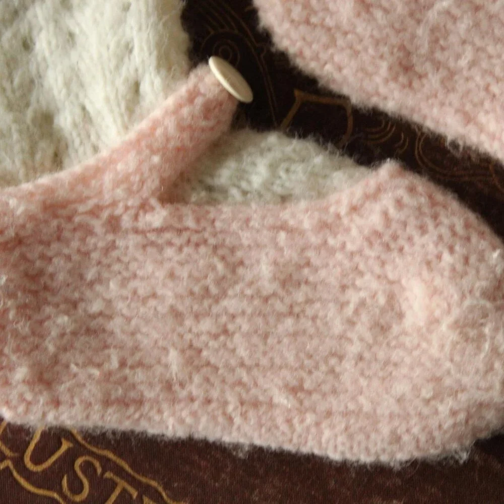 Vintage 1950s Baby Booties, Infant Girls Knit White With Pink Trim Shoes Layette - Picture 3 of 10